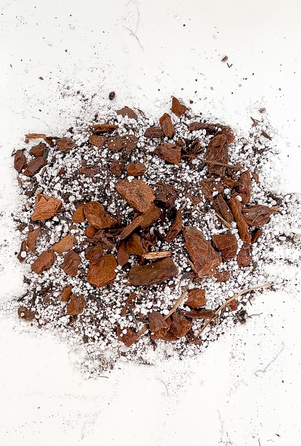 Simple DIY Well-Draining Soil Potting Mix